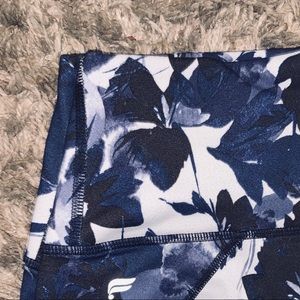 Lightly worn fabletics workout leggings
